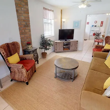 1603 Lovell Avenue Lower By Tybee Beach Vacation Rentals